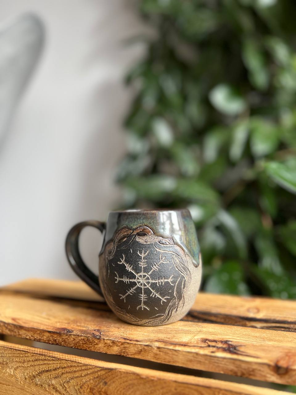 Kubek Tarcza Algizowa (Aegishjalmur) - obrazek 2